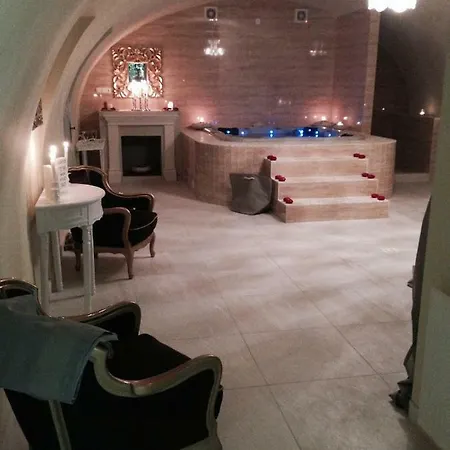 Chateau Foldvary 4* Otteveny